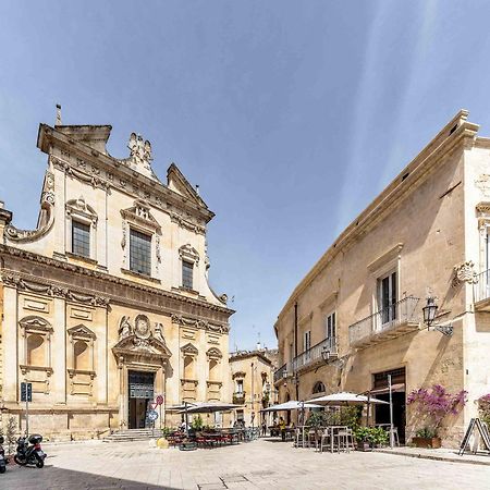 Limehome Lecce Palazzo Bn Exteriör bild