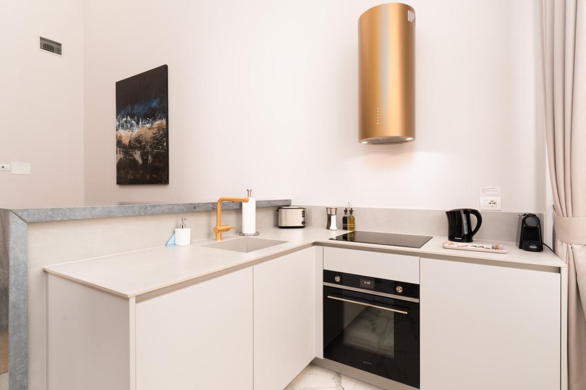 Limehome Lecce Palazzo Bn Exteriör bild