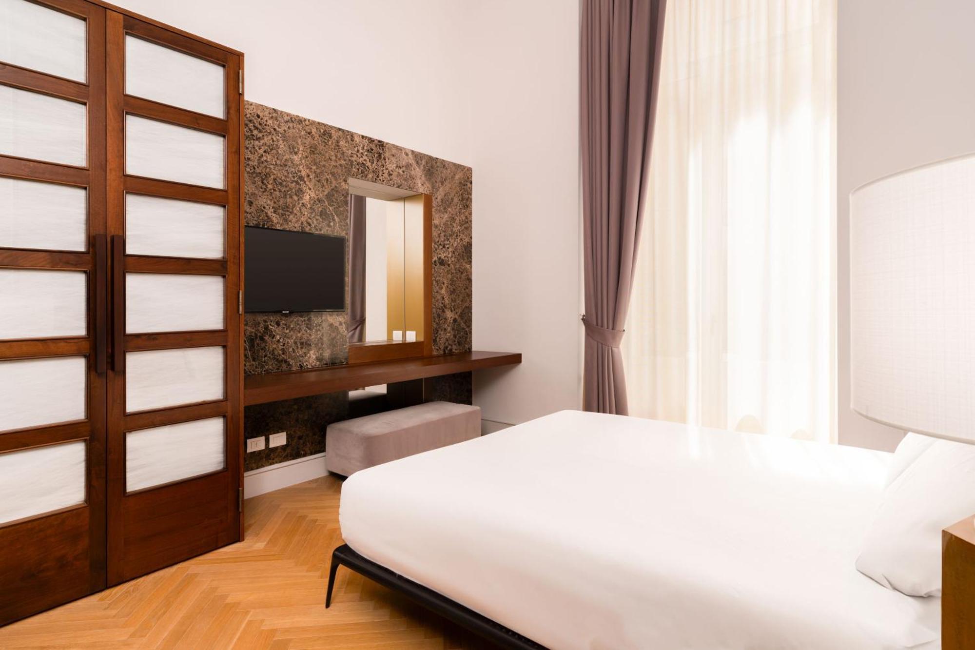 Limehome Lecce Palazzo Bn Exteriör bild