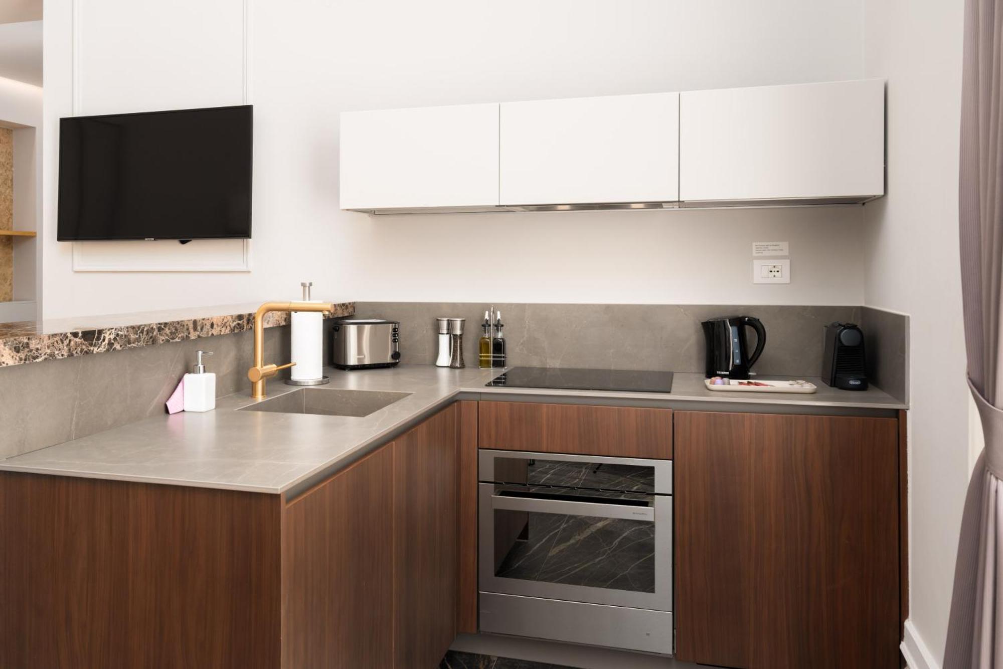 Limehome Lecce Palazzo Bn Exteriör bild