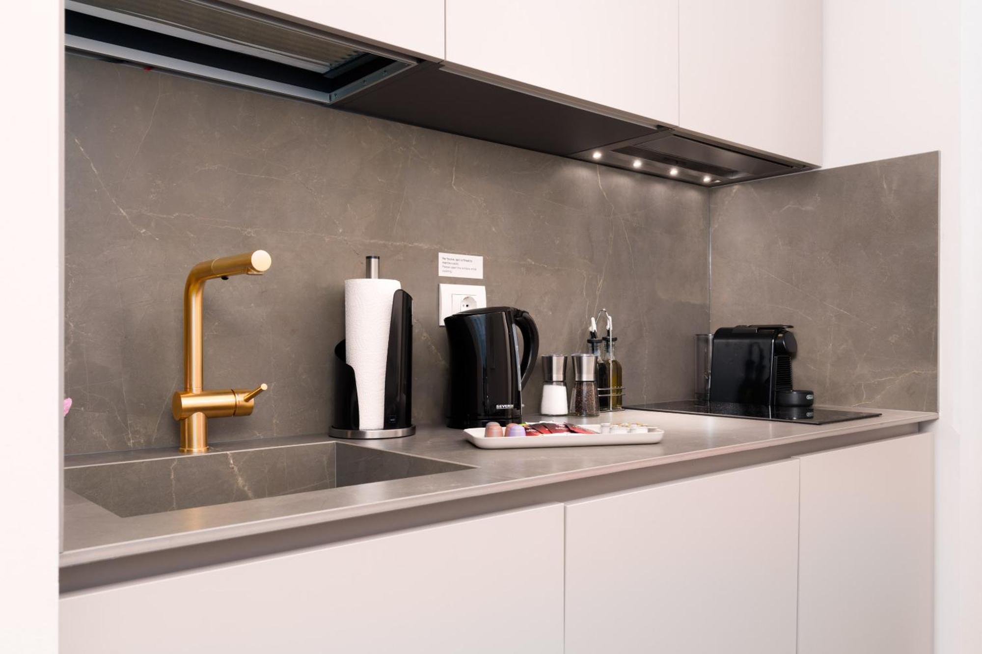 Limehome Lecce Palazzo Bn Rum bild