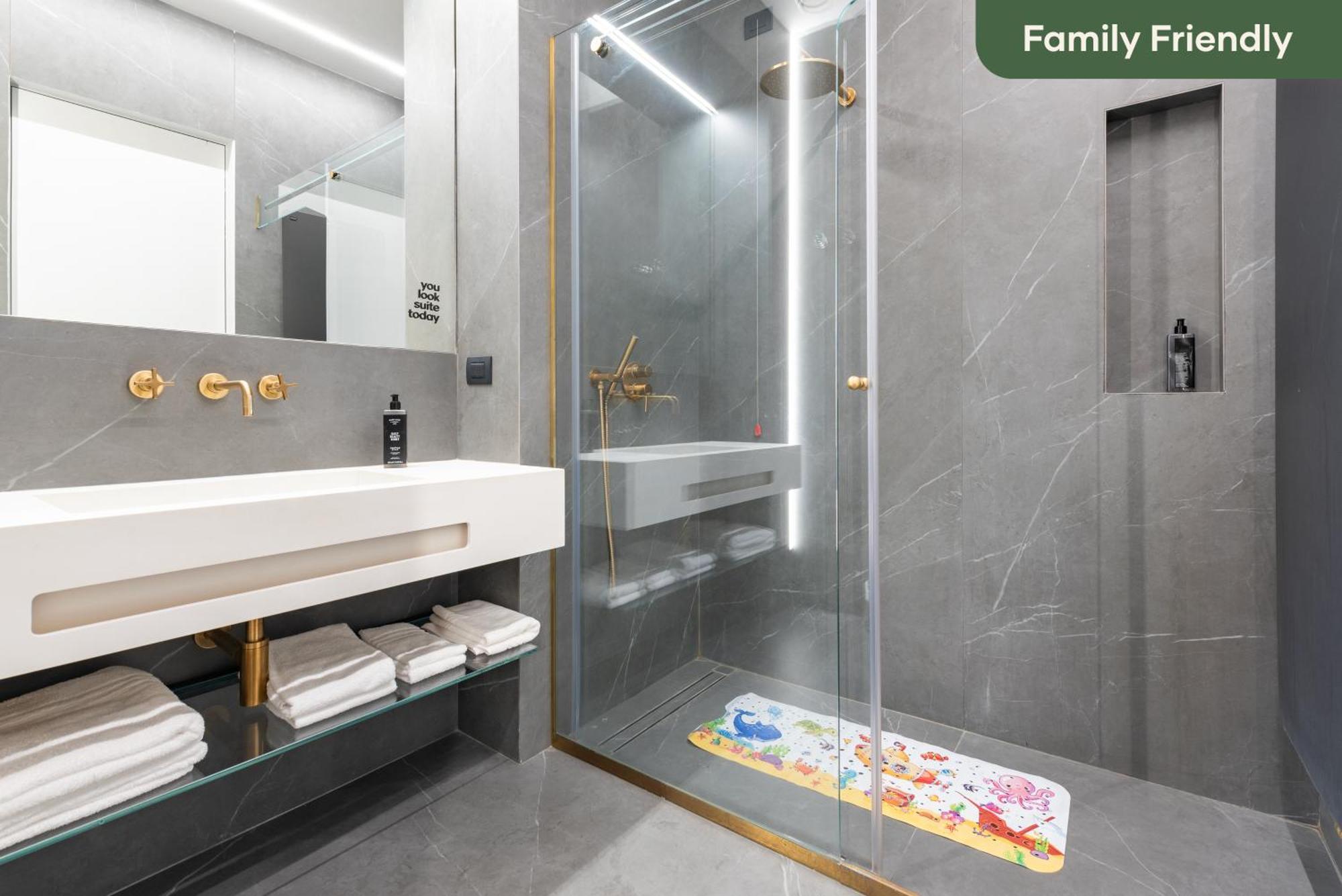 Limehome Lecce Palazzo Bn Exteriör bild